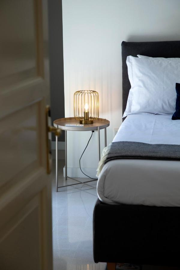 Cassari 61 Apartment ปาแลร์โม ภายนอก รูปภาพ